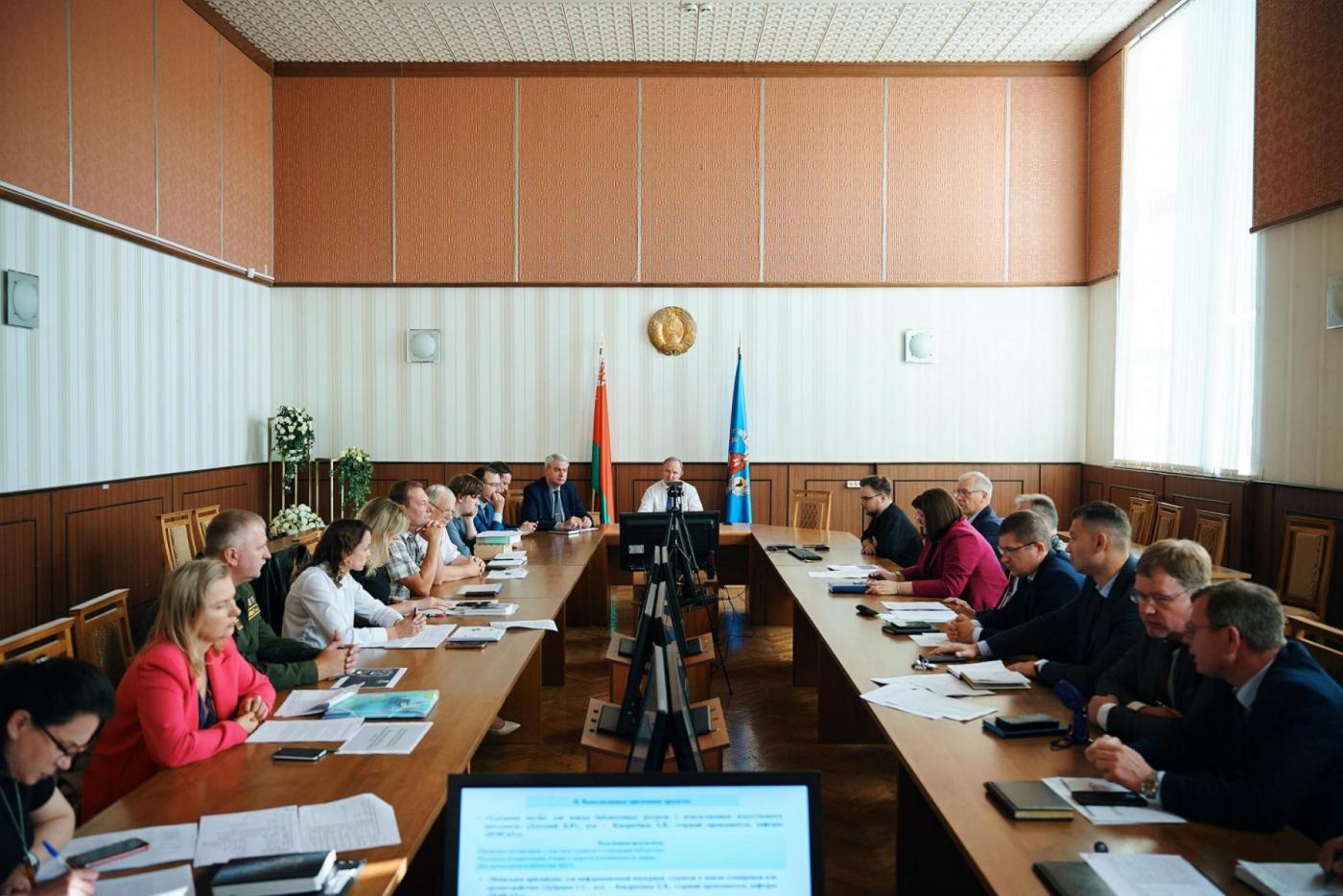 Руководство БНТУ обсудило темы и реализацию дипломных проектов, работ выпускников